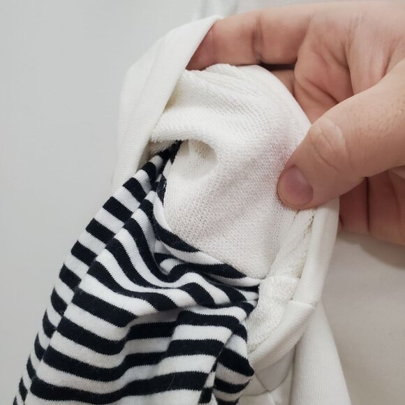 June South Korea Design Women's‎ White She Bangs the Drums K-Pop 2Fer Pullover L - Picture 3 of 6